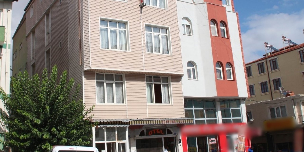 Konya’da otel odasında şüpheli ölüm