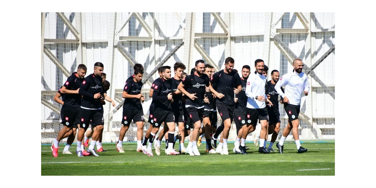 Konyaspor milli maç arasına puanla gitmek istiyor