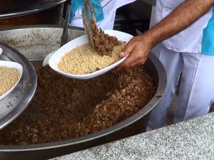 "Şimdi bir düğün pilavı olsa da yesek" diyenlere Eskil'den güzel haber!