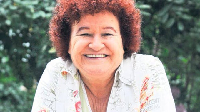 Selda Bağcan, "Ben sol muhafazakarım, açık giyinmeyi ayıp buluyorum"