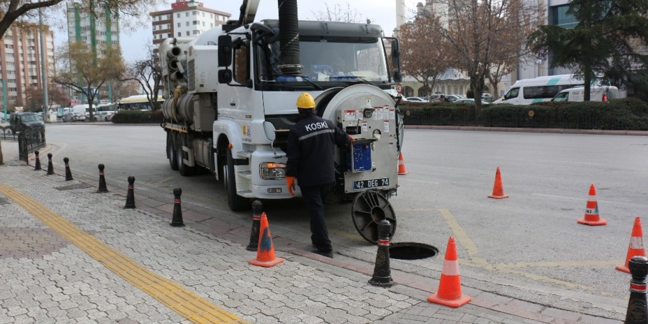 KOSKİ kombine temizlik yapıyor