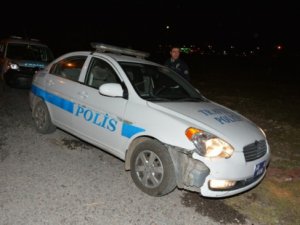 Kaçan Sürücü 2 Ayrı Polis Otosuna Çarptı