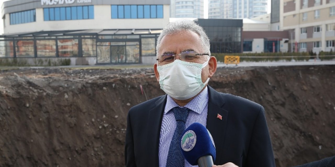 Büyükkılıç, "Mazeretlere sığınmıyoruz, 2021 faaliyetleri harıl harıl devam ediyor"