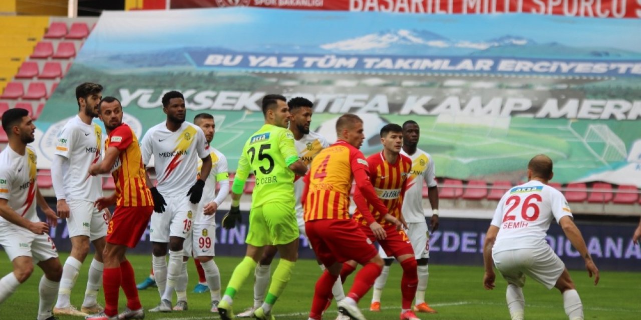 Süper Lig: Kayserispor: 1 - Yeni Malatyaspor: 0 (Maç devam ediyor)