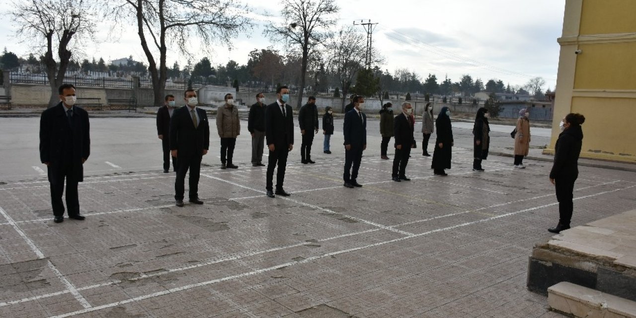 Karaman’da tüm okullarda İstiklal Marşı okundu