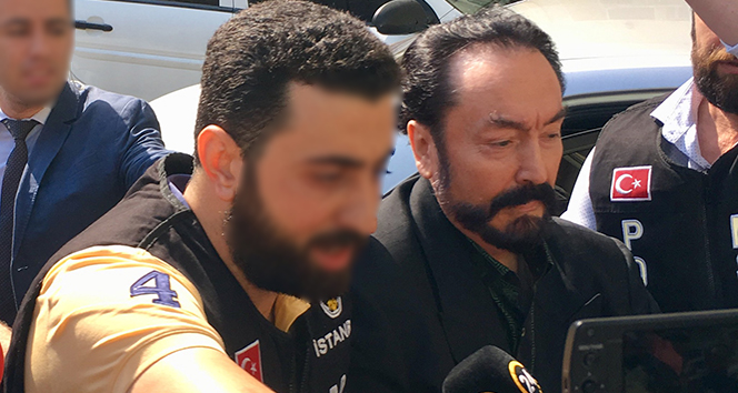 Adnan Oktar'a bin yılı aşkın hapis!