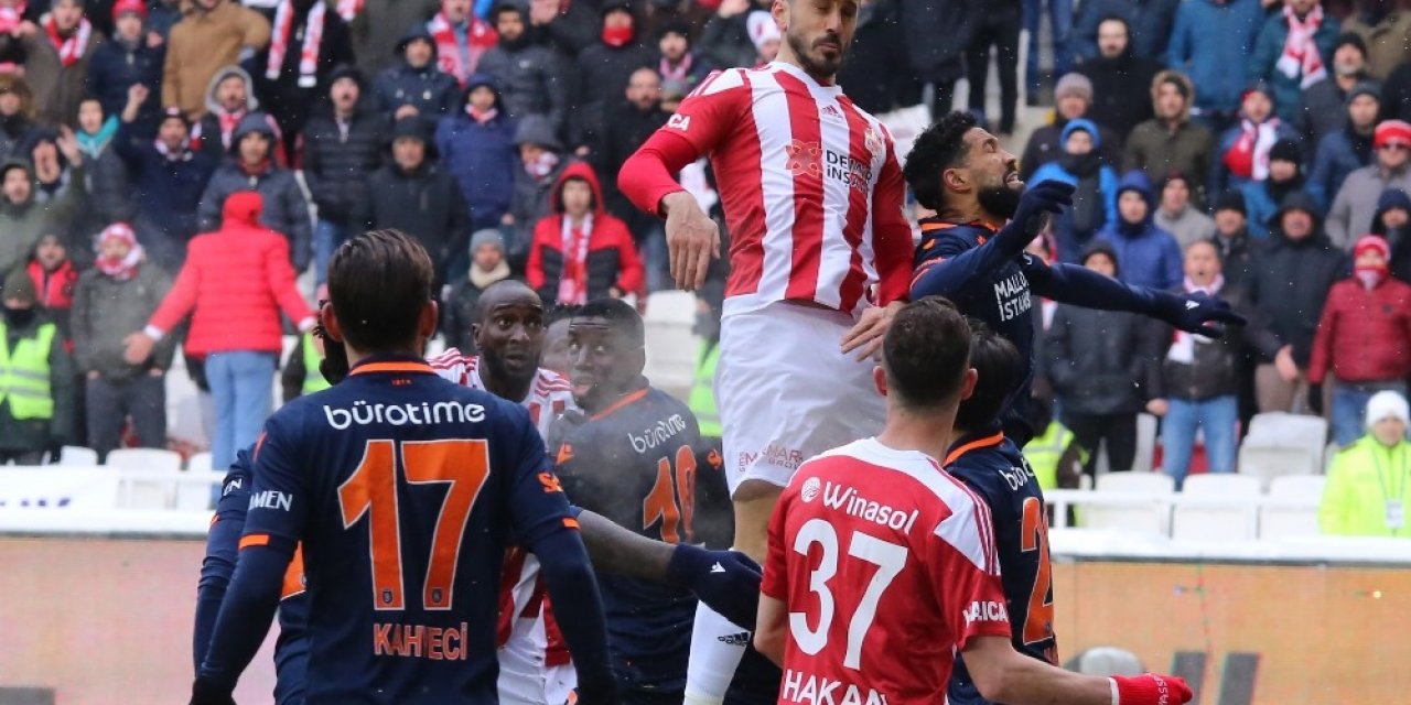 Başakşehir ile Sivasspor 25. randevuda