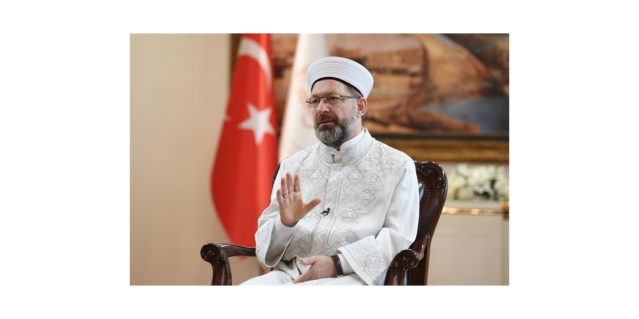 Diyanet İşleri Başkanı Erbaş, İslam’ı hedef alan Yunan Başpiskoposunu kınadı