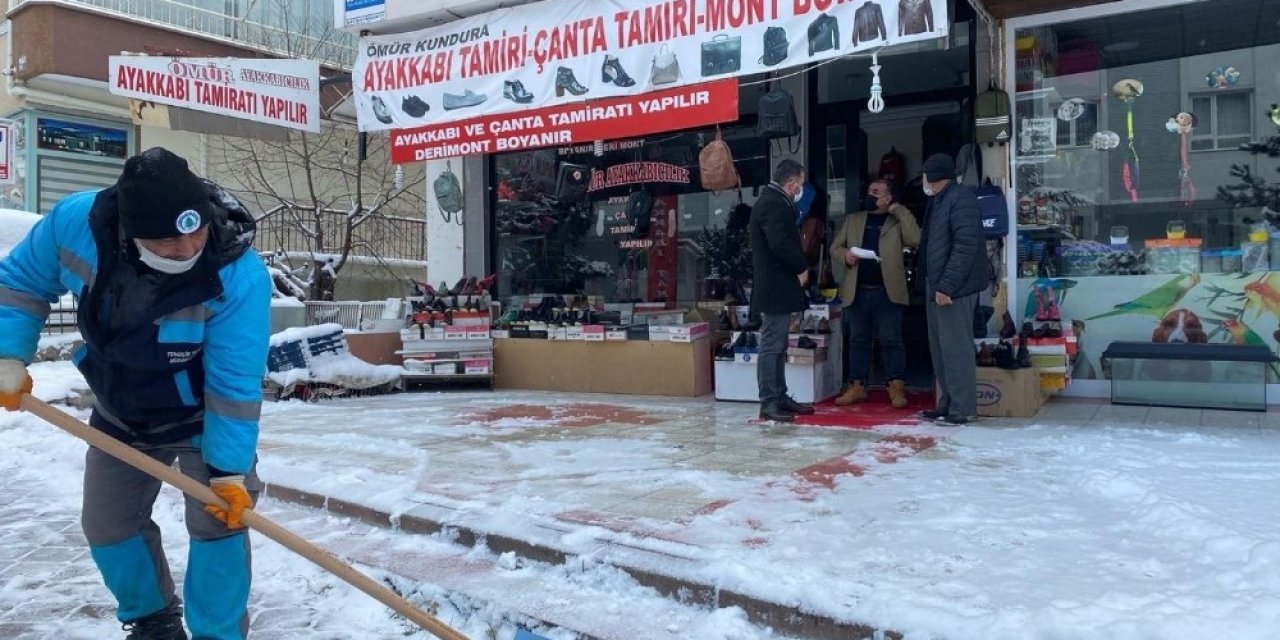 Pursaklar Belediye Başkanı Çetin’den esnaf ziyareti