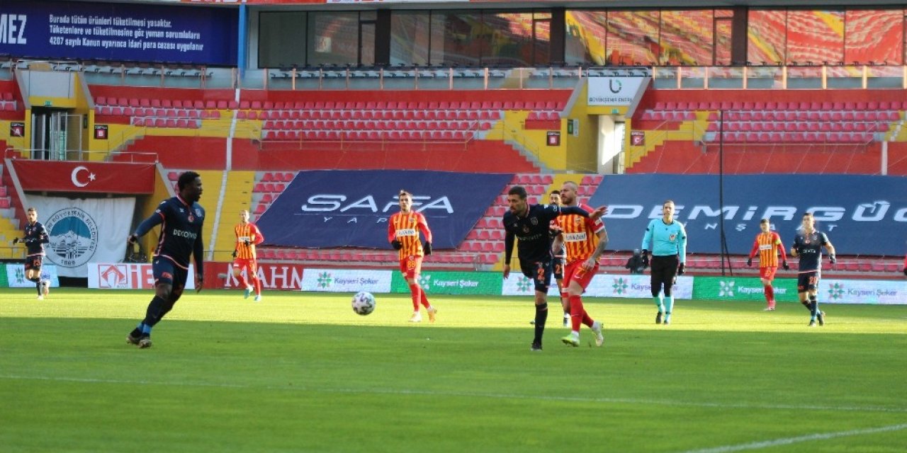 Süper Lig: Kayserispor: 0 - M.Başakşehir: 0 (Maç devam ediyor)