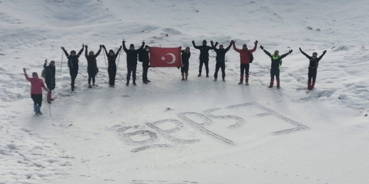 Milli sporcu adayları eksi 15’te doğa yürüyüşü yaptı