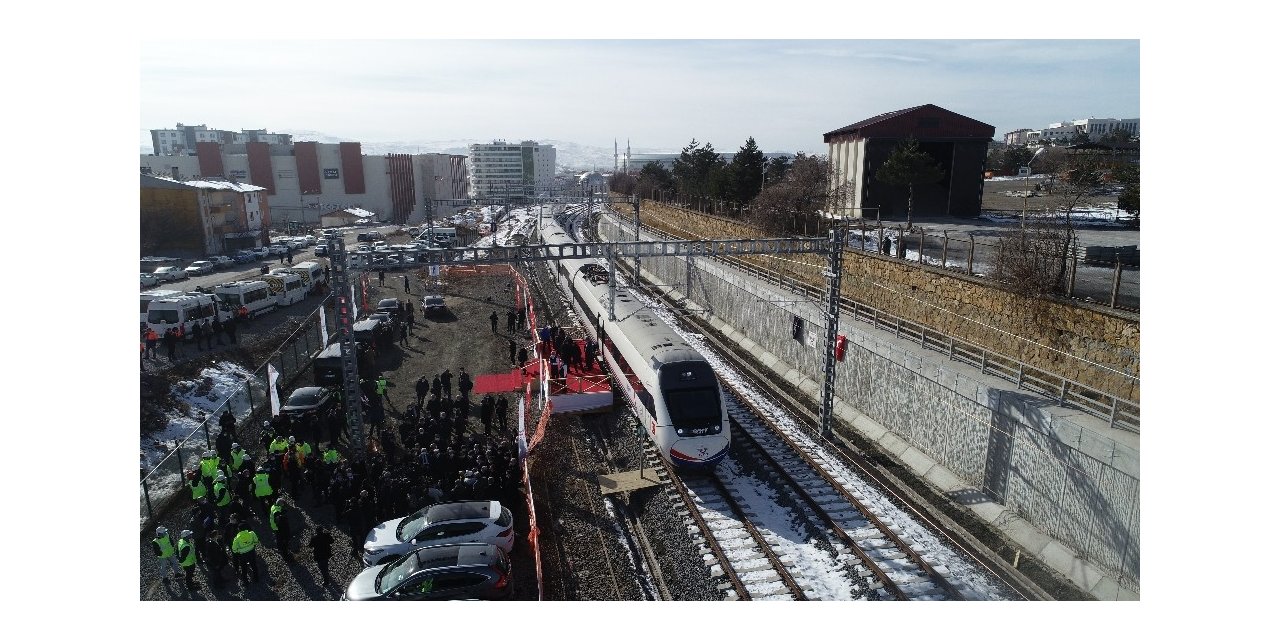 Yüksek Hızlı Tren Sivas’ta