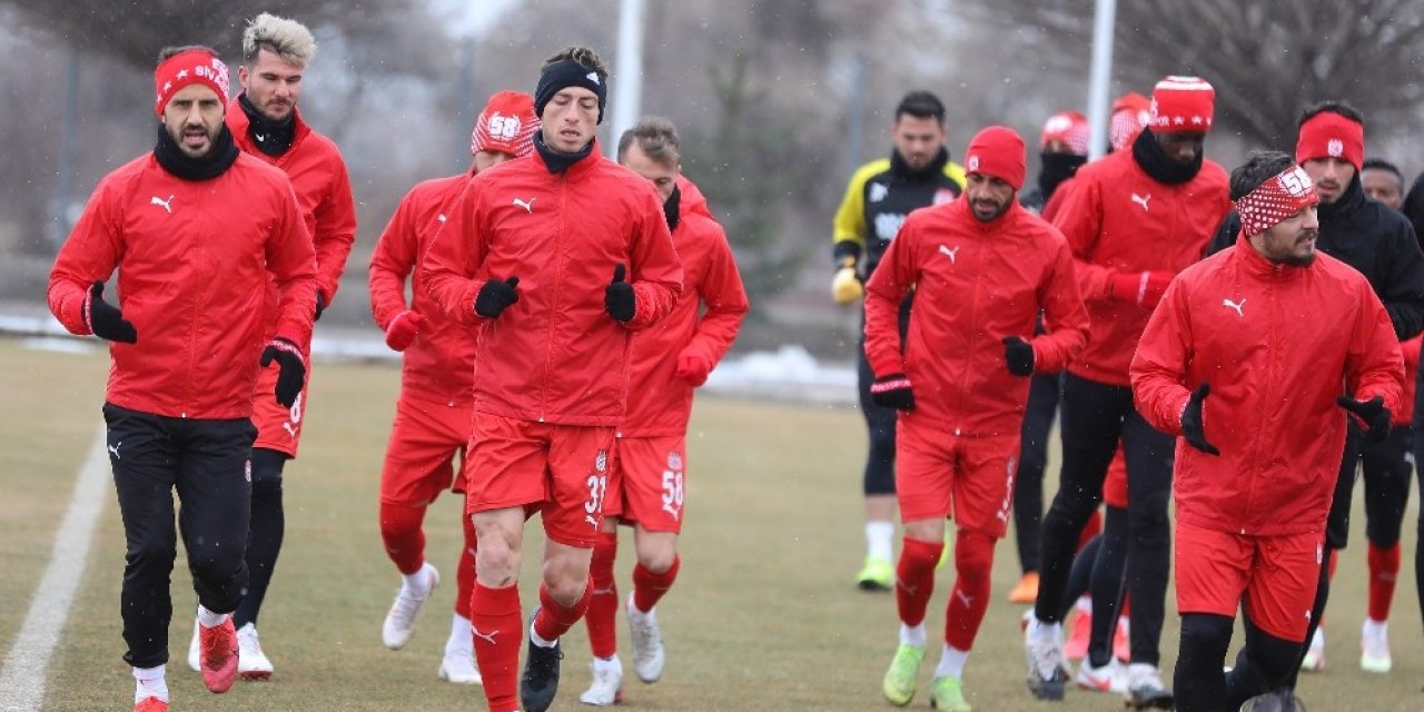 Sivasspor, Alanya hazırlıklarını sürdürdü