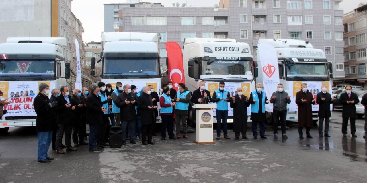 Kayseri’den 5 tırlık yardım yola çıktı