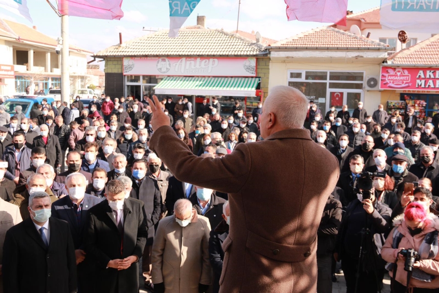 İYİ Parti'den Aksaray Yenikent'te miting gibi üye katılım töreni