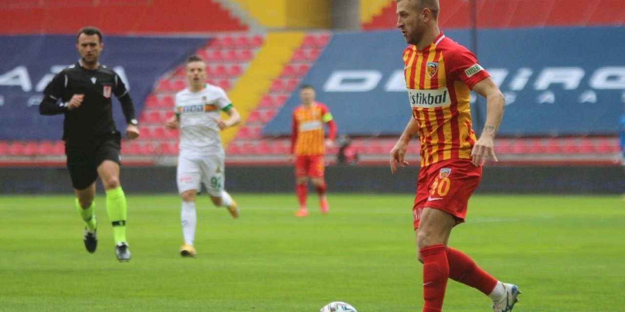 Süper Lig: Kayserispor: 0 - Alanyaspor: 0 (Maç devam ediyor)