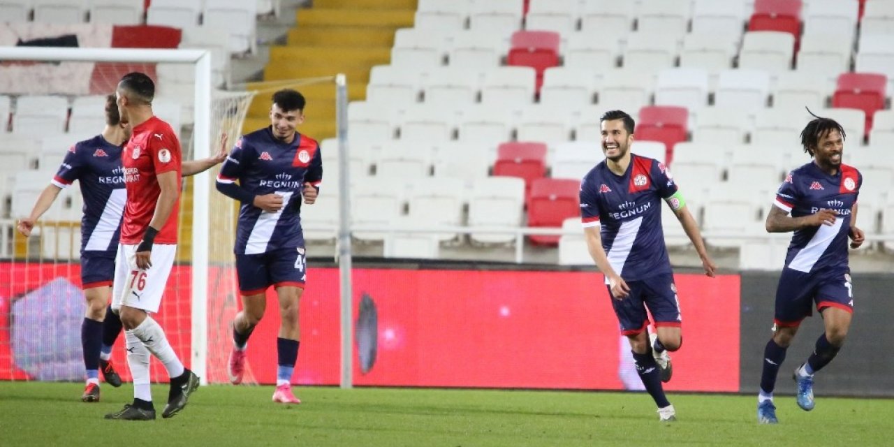 Ziraat Türkiye Kupası: DG Sivasspor: 0 - FTA Antalyaspor: 1 (Maç sonucu)