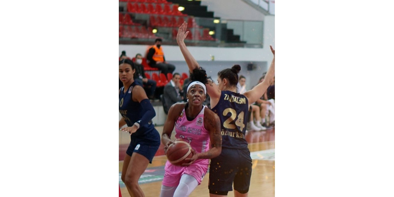 Kadınlar Basketbol Süper Ligi: Bellona Kayseri Basketbol: 50 - Öznur Kablo Fenerbahçe: 71