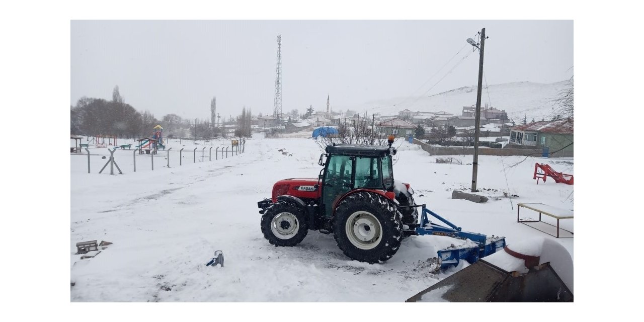 Kulu’da kar yağışı etkili oldu