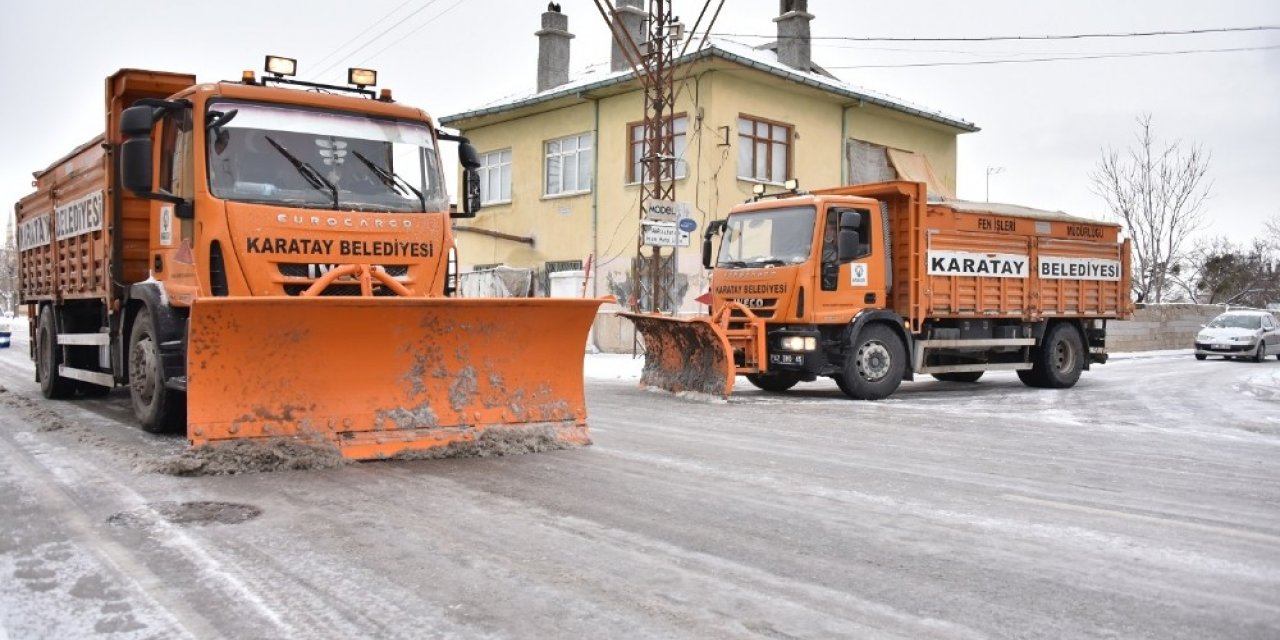 Karatay Belediyesi 7/24 kar mesaisinde