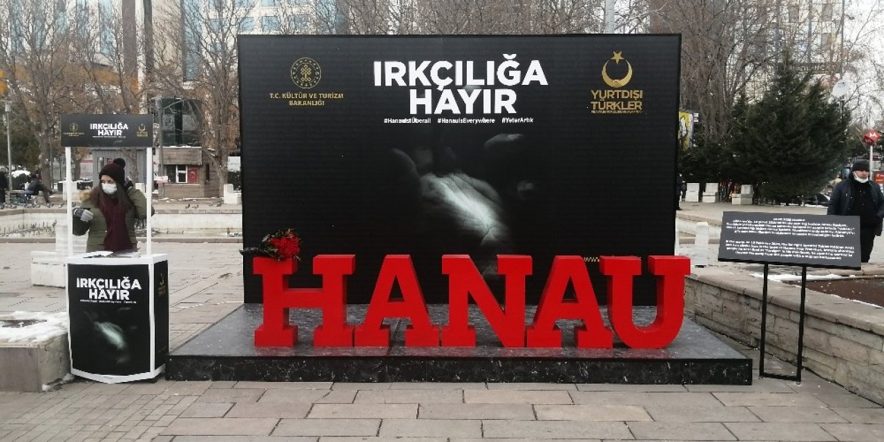 Hanau katliamının 1. yıl dönümde hayatını kaybedenler anıldı