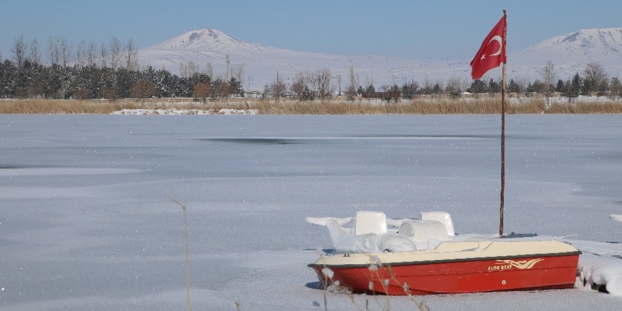 Donan gölde balık umudu