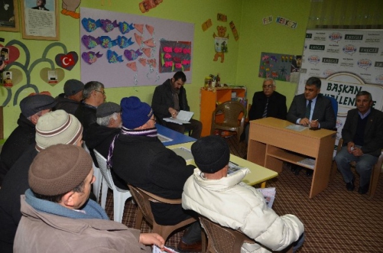 Başkan Özgüven Mahalle Ziyaretlerini Devam Ettiriyor