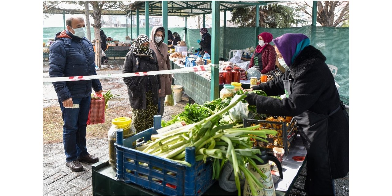 Kadın eli ile üretilen doğal ürünler yoğun ilgi görüyor