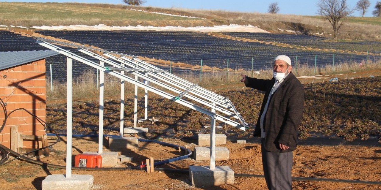 Konya’da tarla sulamak için kurulan güneş panellerini çalan hırsız bir ilçeyi bezdirdi