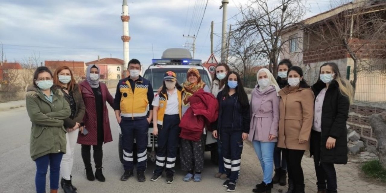 Ambulans sireni bu kez Elif’in mutluluğu için çaldı