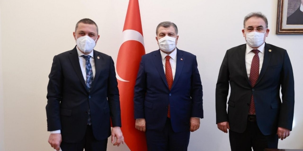 AK Parti Nevşehir milletvekilleri Açıkgöz ve Menekşe, Bakan Koca ile bir araya geldi