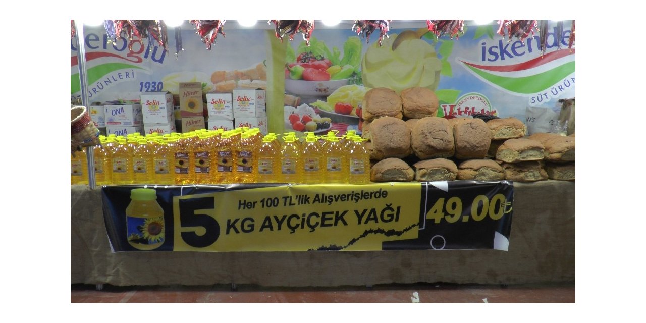 Yöresel Ürünler Fuarında Ayçiçek yağı 49 TL