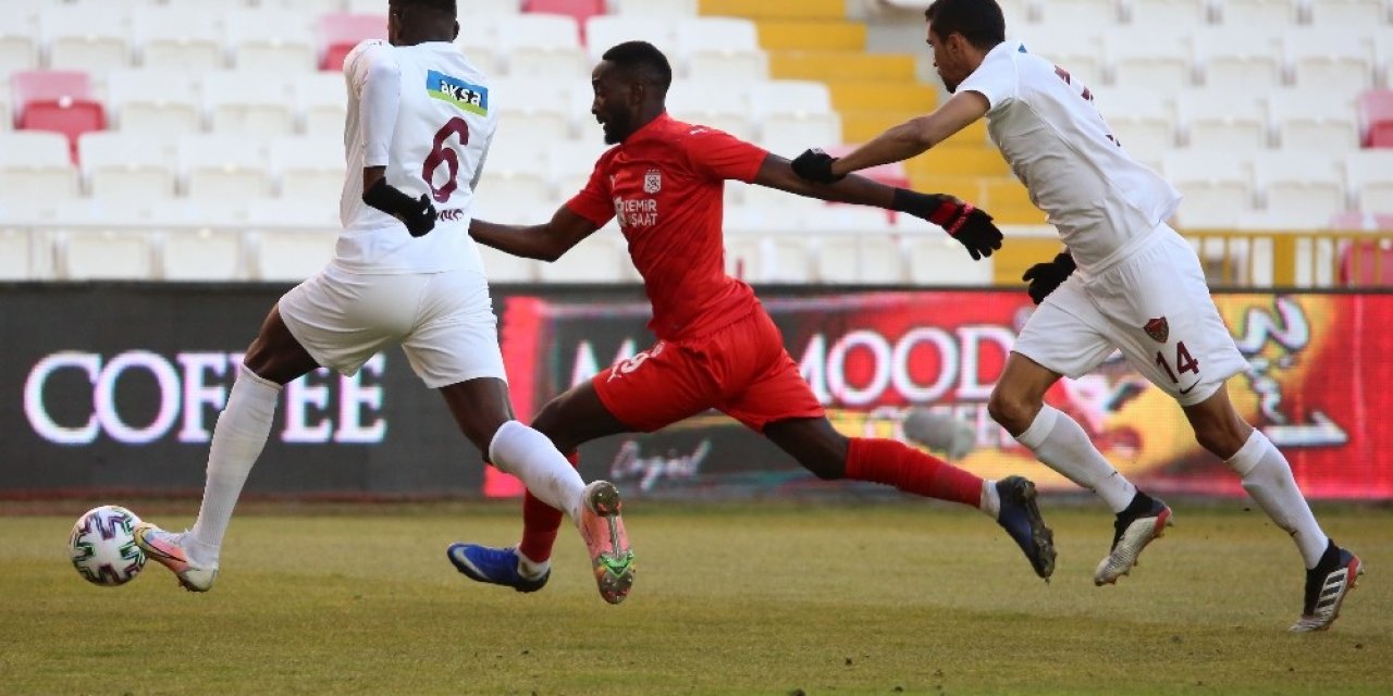 Süper Lig: DG Sivasspor: 1 - A.Hatayspor: 1 (Maç sonucu)