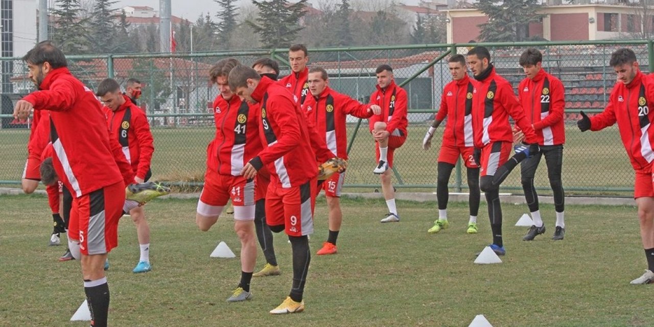 Eskişehirspor’da Akhisarspor deplasmanı öncesi hazırlıklar tamamlandı