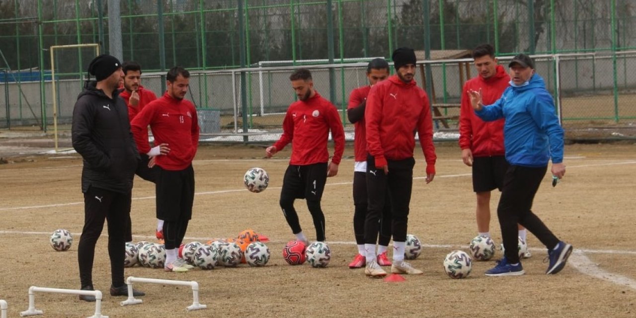 Sivas Belediyespor, Turgutlu maçına hazırlanıyor