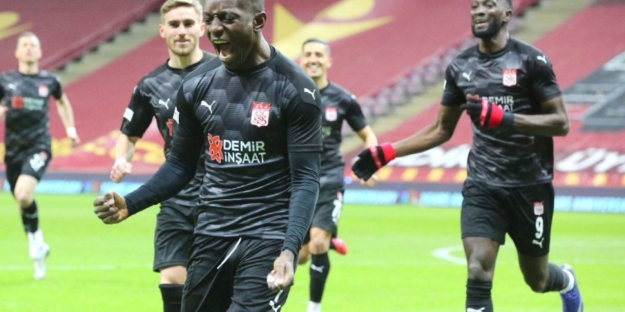 Max Gradel gol sayısını 9’a çıkarttı