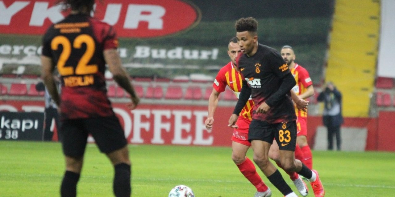 Süper Lig: Kayserispor: 0 - Galatasaray: 1 (İlk yarı)