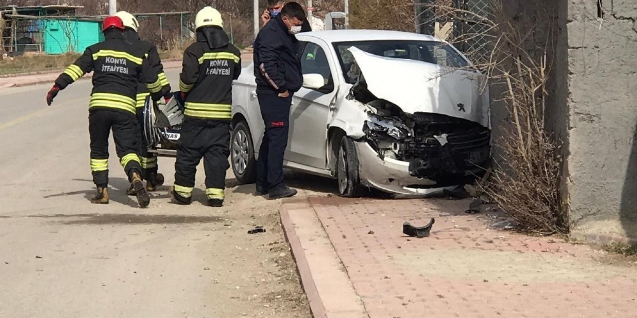 Konya’da iki otomobil çarpıştı: 1 yaralı