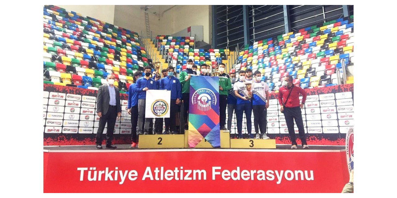 Odunpazarı Belediyesi Erkek Atletizm Takımı Türkiye Şampiyonu oldu