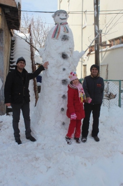 İstif Makinesiyle 3 Metre Boyunda Kardan Adam