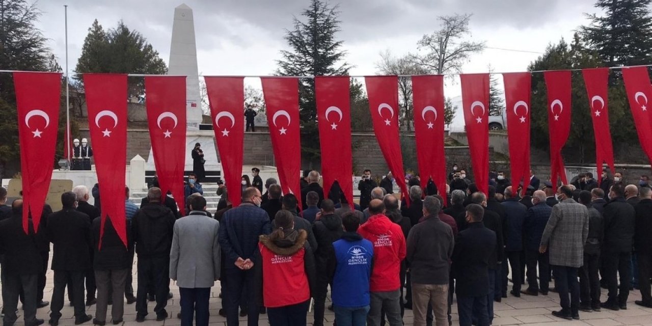 Niğde’de Şehitler dualarla anıldı