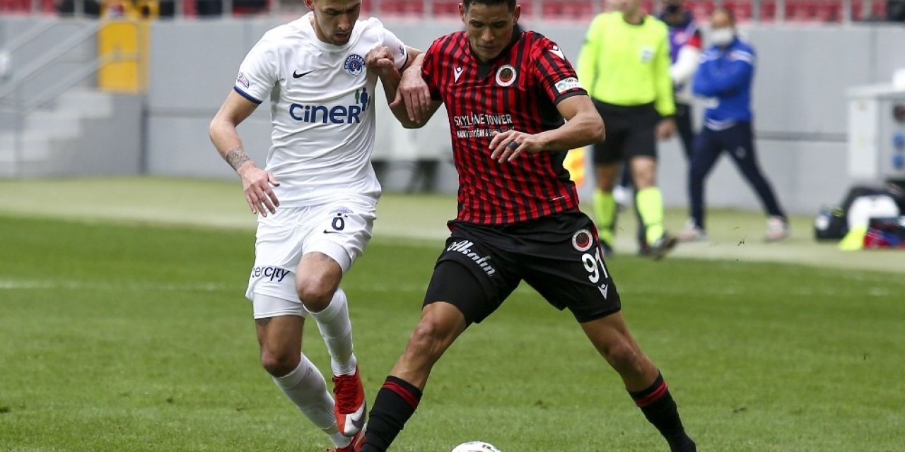 Süper Lig: Gençlerbirliği: 0 - Kasımpaşa: 0 (İlk yarı)