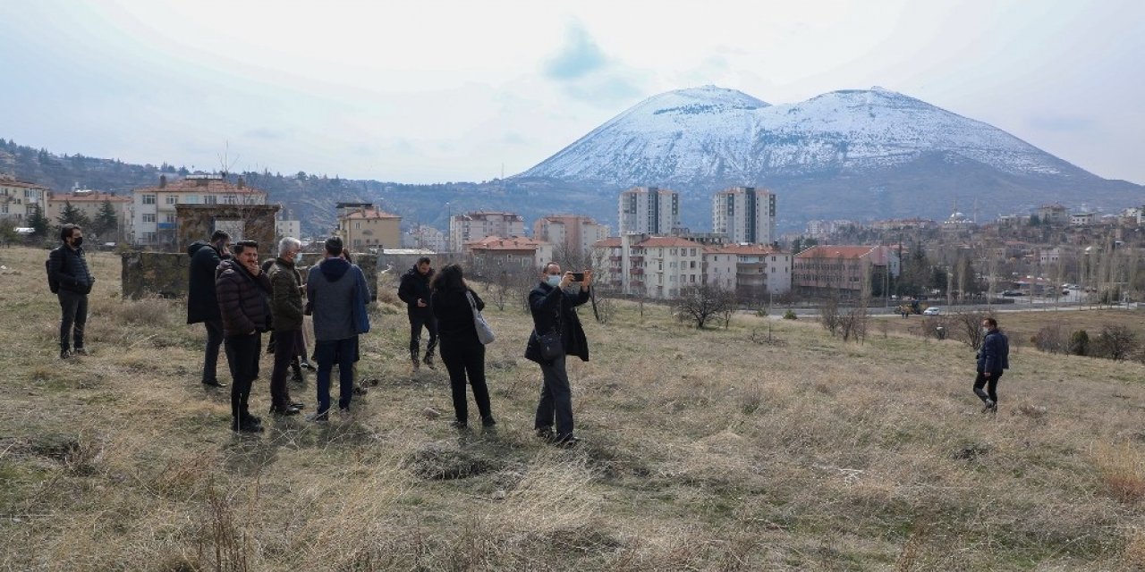 Talas Millet Bahçesi Jürisi incelemelerde bulundu