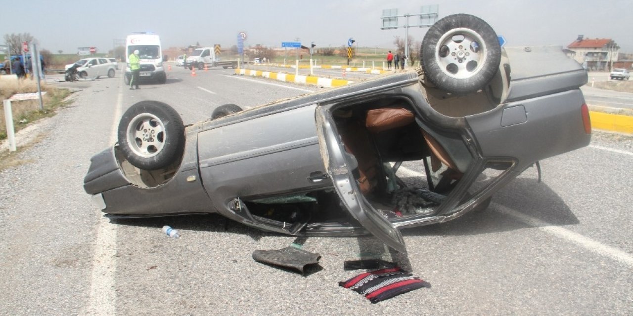 Konya’da otomobiller çarpıştı: 7 yaralı