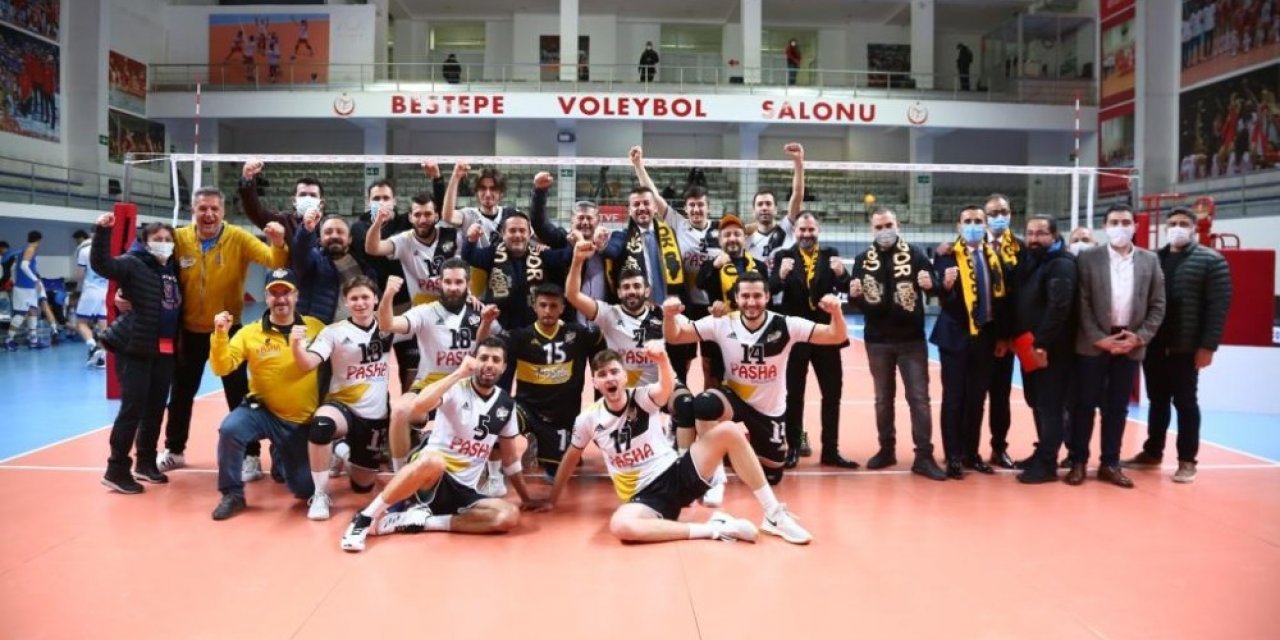 Ürgüpspor Erkek voleybol takımı 1.lige yükseldi