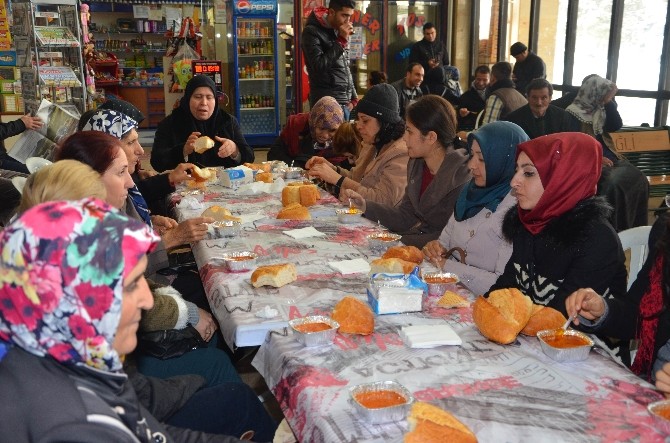 Ereğli Belediyesi'nden Yolda Mahsur Kalanlara Çorba İkramı