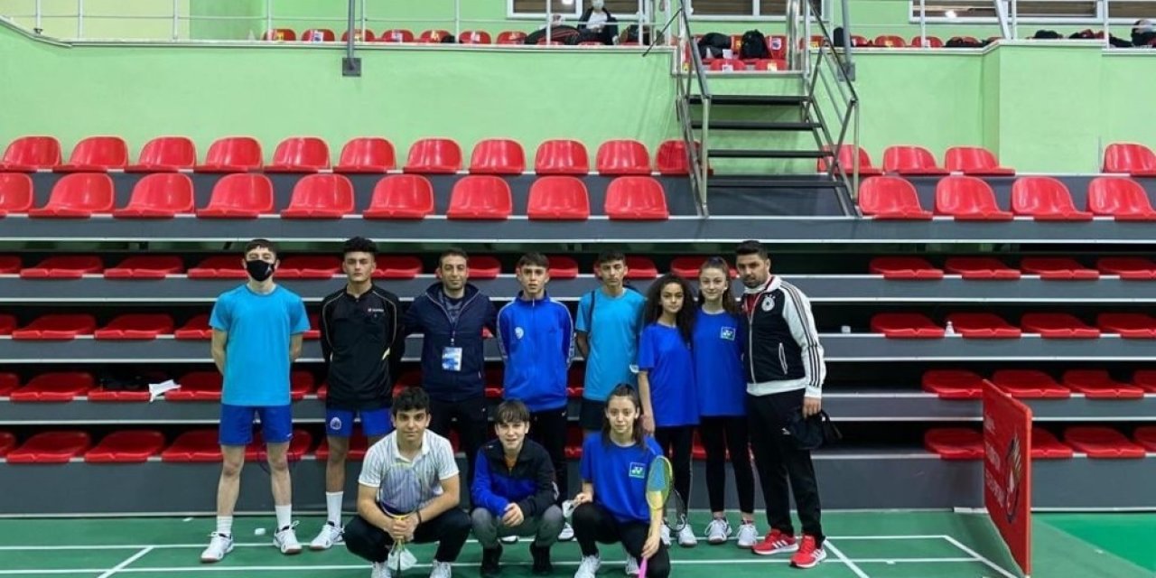 Kayseri’den 9 Badminton sporcusu milli takım seçmesine gitti