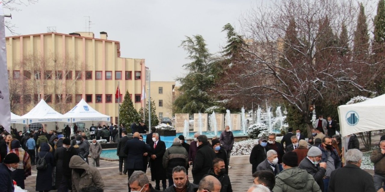 Muhsin Yazıcıoğlu kabri başında dualarla anıldı