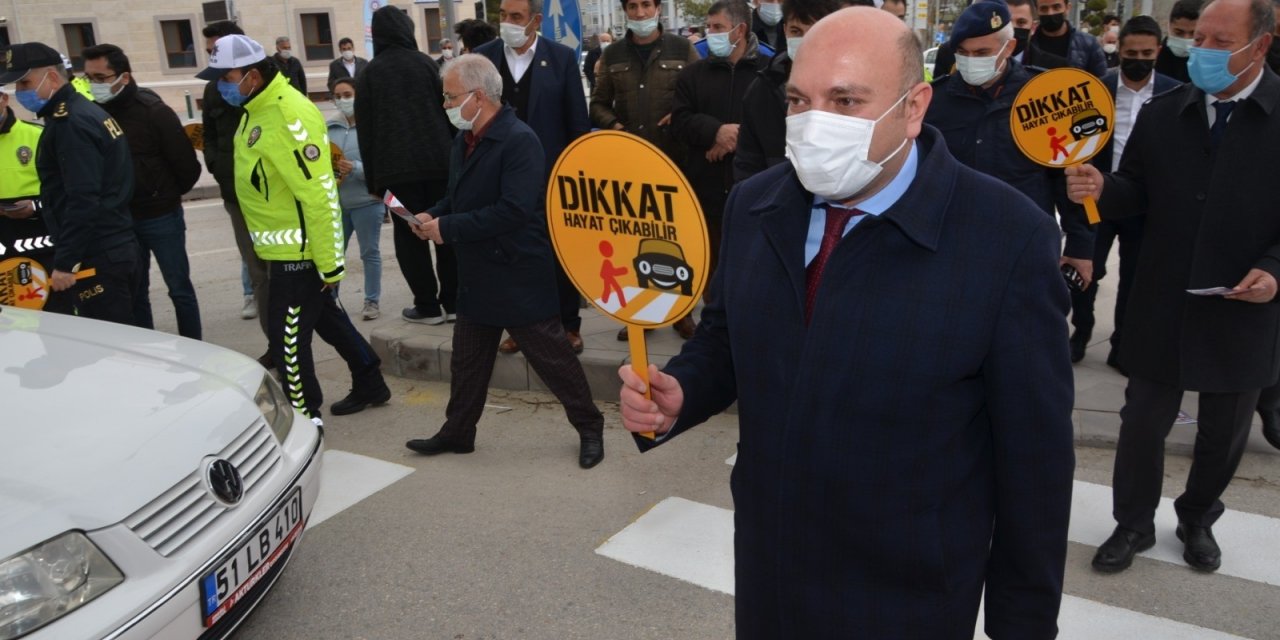 Ereğli’de ’Yayalar Kımızı Çizgimiz" etkinliği düzenlendi