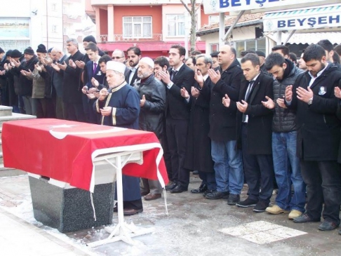 Beyşehir'de Fırat Yılmaz İçin Gıyabi Cenaze Namazı